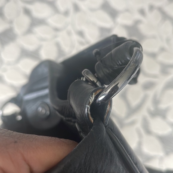 EUC Marc jacobs grommet hillier hobo bag - Picture 10 of 13